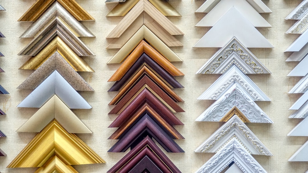 Customizable profile frames