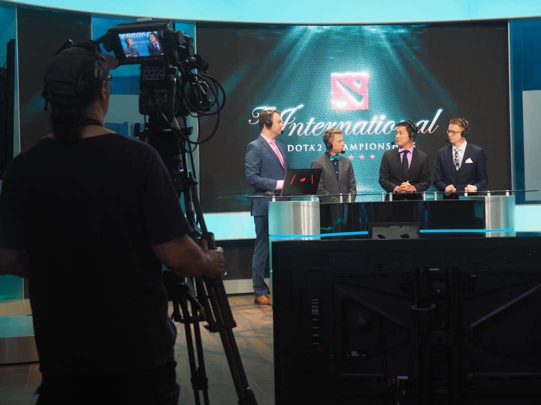 Integration Commentators Professional