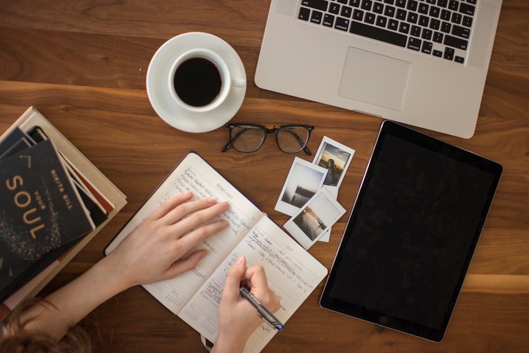 Curated Content Learning